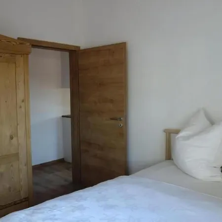 Apartment Monteure Emmering (Ebersberg)